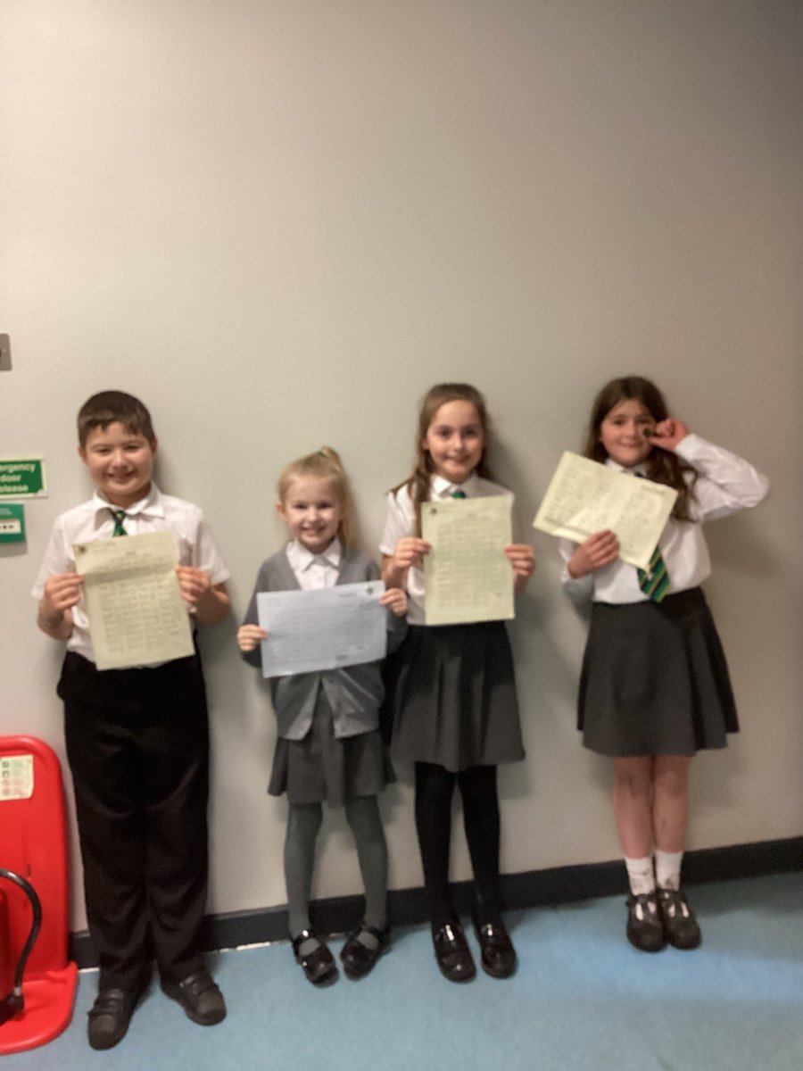 Well done to all the award winners this week in Year 4 Blue <a href="/mesne_lea/">Mesne Lea</a> <a href="/MesneLeaReading/">Reading at Mesne Lea</a> #resilience #determination