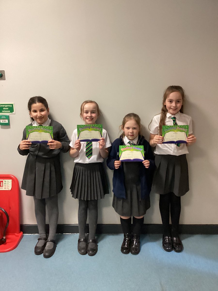 🦜Miss Middleton 🦜Year 4 Macaws🦜 tweet media