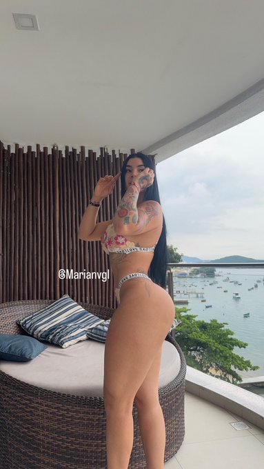 Ya viste muy &uacute;ltimo post en mi p&aacute;gina privada?   Todo este mes estara en el 50% 😈😱  https://t.co/xs1IKRw8MP
