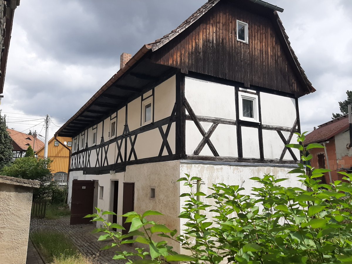 BOHOHV's tweet photo. Lust auf Landleben? Kompakt Wohnen im Denkmal? Dieses Haus könnt ihr für unschlagbare 298 EUR mtl. Kaltmiete anmieten:
https://t.co/W8QzhEKNZR https://t.co/Ah4EnivePM