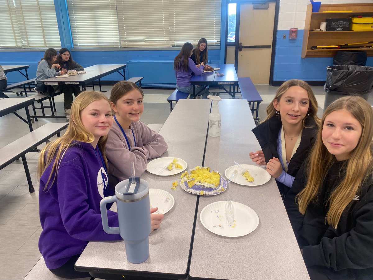 Beach Street MS WI tweet media