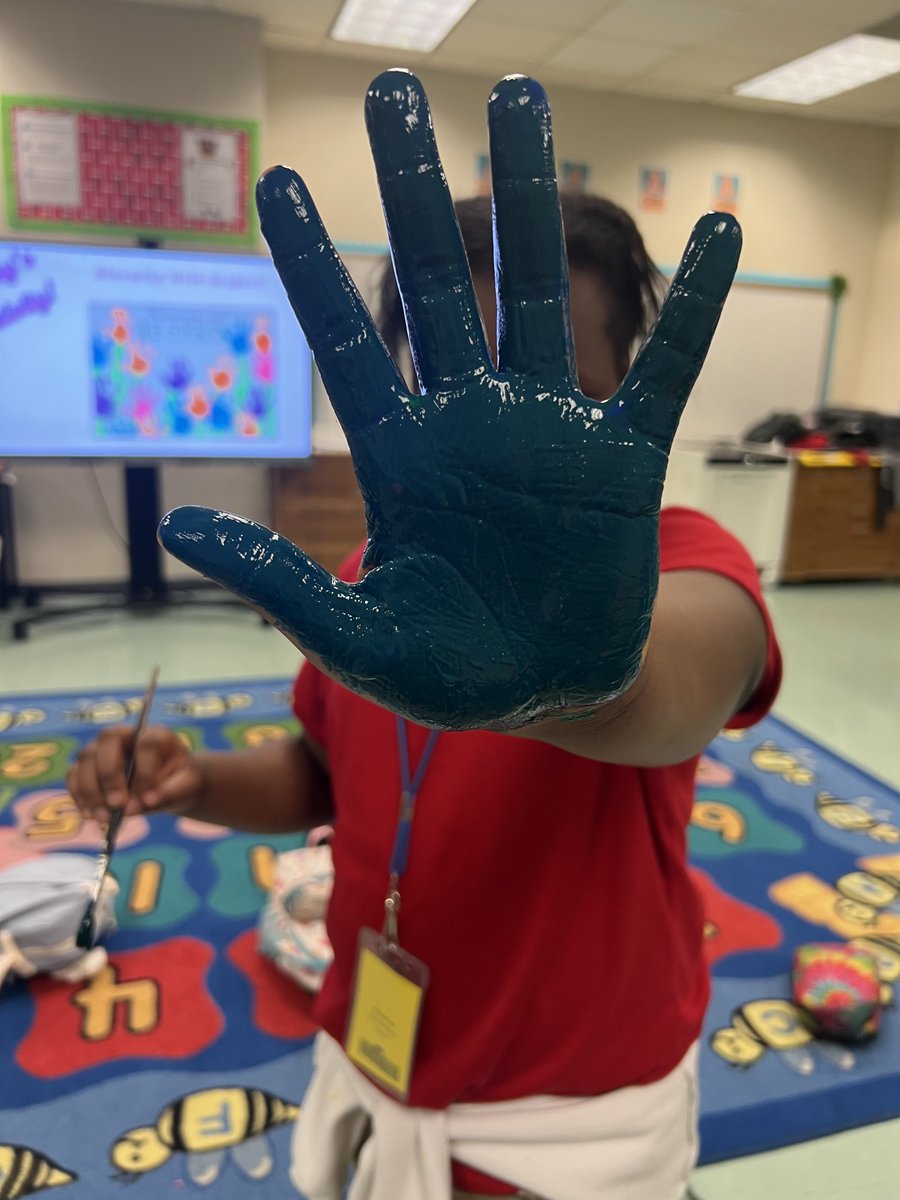 boonelementary's tweet photo. Our first Girls Club meeting was a success! This week we focused on the word #RESPECT 🐻🩷 

Building Excellence And Resilient Sisters
#girlsclub #WeAreAlief #boonebears
@aliefisd https://t.co/JIOmofV2Ia