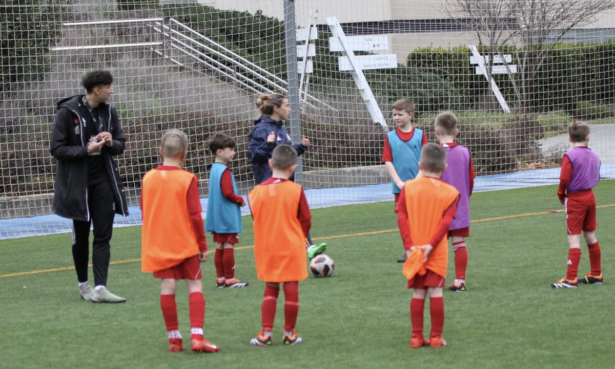 the_nomads's tweet image. Along with a great learning experience for our players, our academy coaching staff have also enjoyed fantastic learning opportunities enjoying sessions and games at @RayoVallecano @realmadrid and @CDLeganes. #coachdevelopment