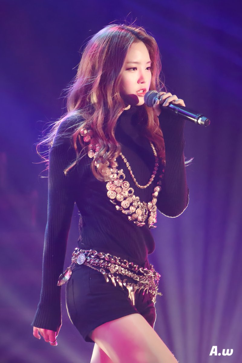 A.W0210 tweet media