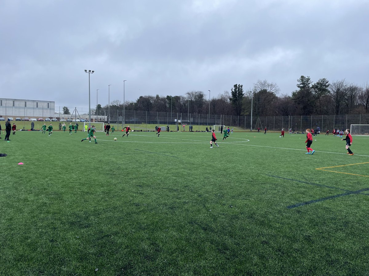An enjoyable but cold morning at the @InveralmondC Schools Football League 🥶 Well done to all schools who took part in the tricky conditions👏🏻🌟 @HarrysmuirPS @TorontoPrimary @HowdenStAndrews @livivillagePS @PeelPrimary @LethamPrimary @wlriverside_ps