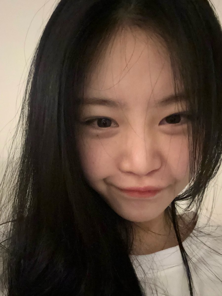 soosoothinker's tweet photo. #SOOJIN fromm update 💬 https://t.co/JsJ6nNFe8v