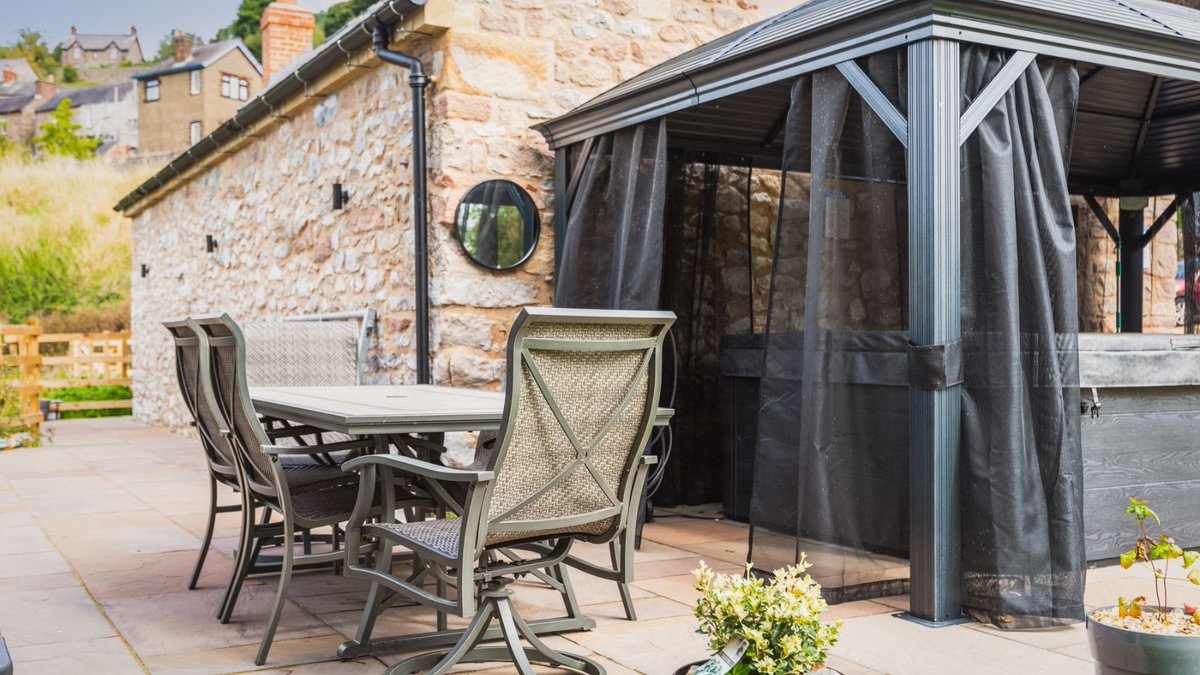 NordBarnLtd's tweet photo. An integral part of our rural landscape, at Nordbarn we recognise the opportunities that barns and former agricultural buildings present to create spectacular residential or commercial properties in sought after locations. Find out more at https://t.co/KmShOk0emU #barnconversion https://t.co/aKeppQg1dA