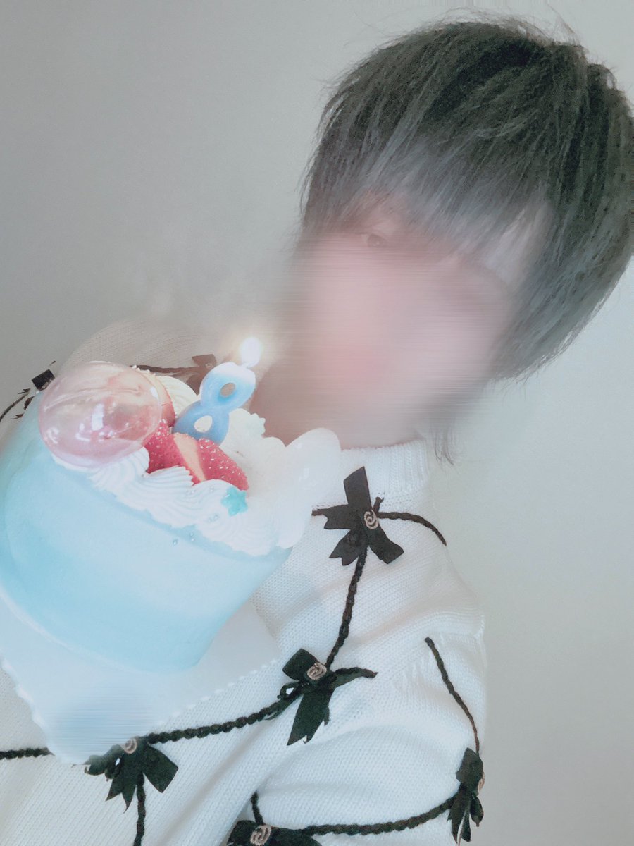 今日で活動8周年になりました✨ もう立派な大人になった(はず)ので