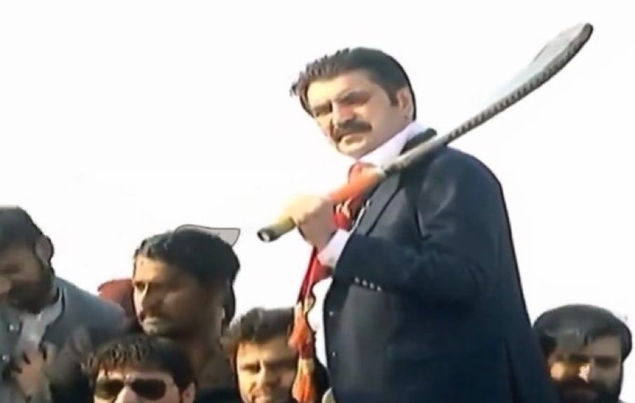 Hanii_tales's tweet photo. NA-41 Lucky Marwat:

Sher Afzal Marwat won by getting more than 1 Lakh 17 thousand votes.

#ElectionResults https://t.co/v0zSnpfym9