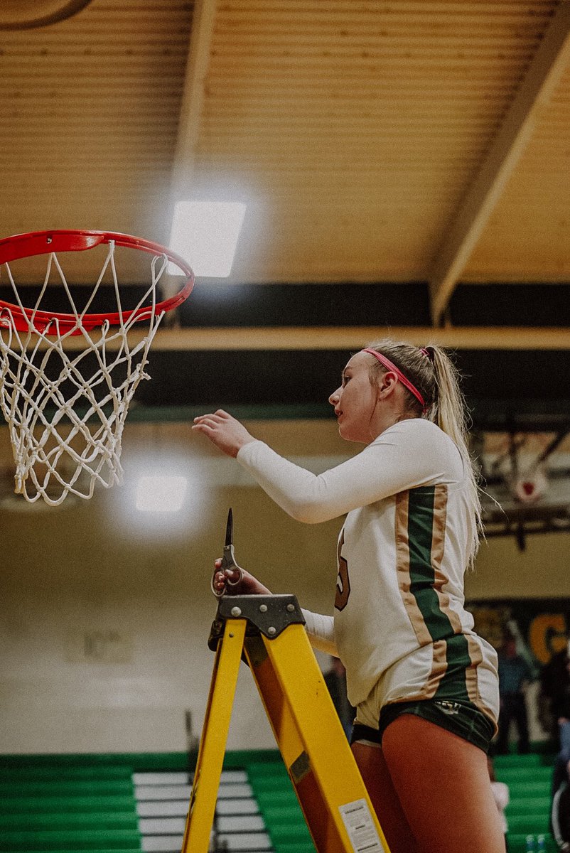that champion net cutting feeling >>
✨🤩🏀 <a href="/ACSD_Athletics/">Athens Bulldogs Athletics</a>