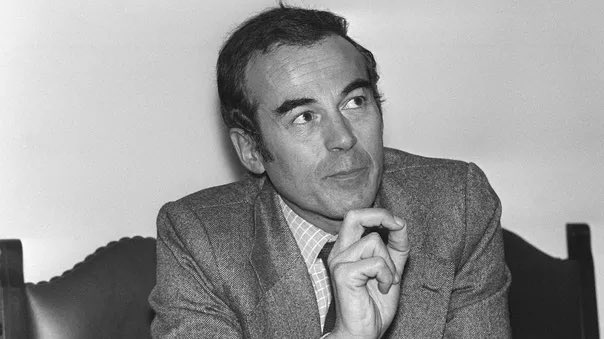 SafLyon's tweet photo. L’abolition de la peine de mort en France, c’est lui, l’indépendance de notre serment, c’est lui aussi.
Merci pour tout Monsieur, reposez vous bien, vous l’avez mérité. https://t.co/y4dkpQUQGe