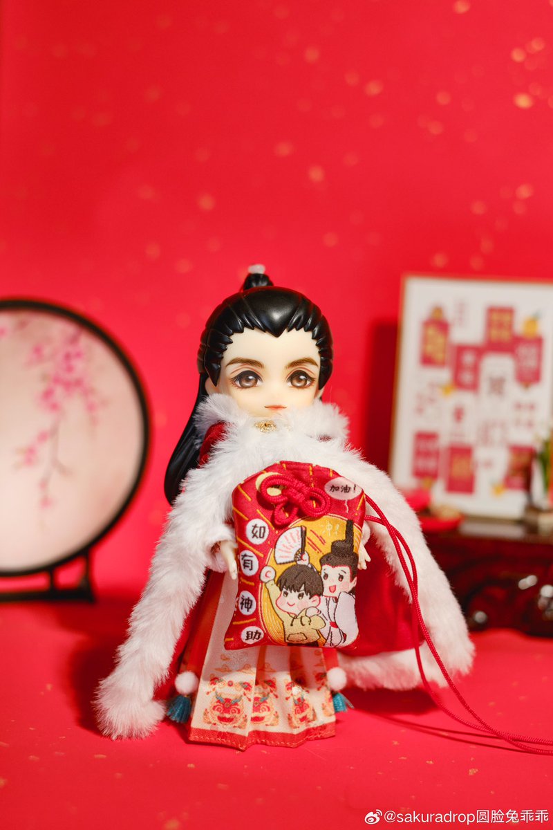 sumuli999's tweet photo. 除夕快乐🎉
新年快乐🎉

摄影：sakuradrop圆脸兔乖乖

#棋魂 
#光嬴 https://t.co/fHYEK6EpXE