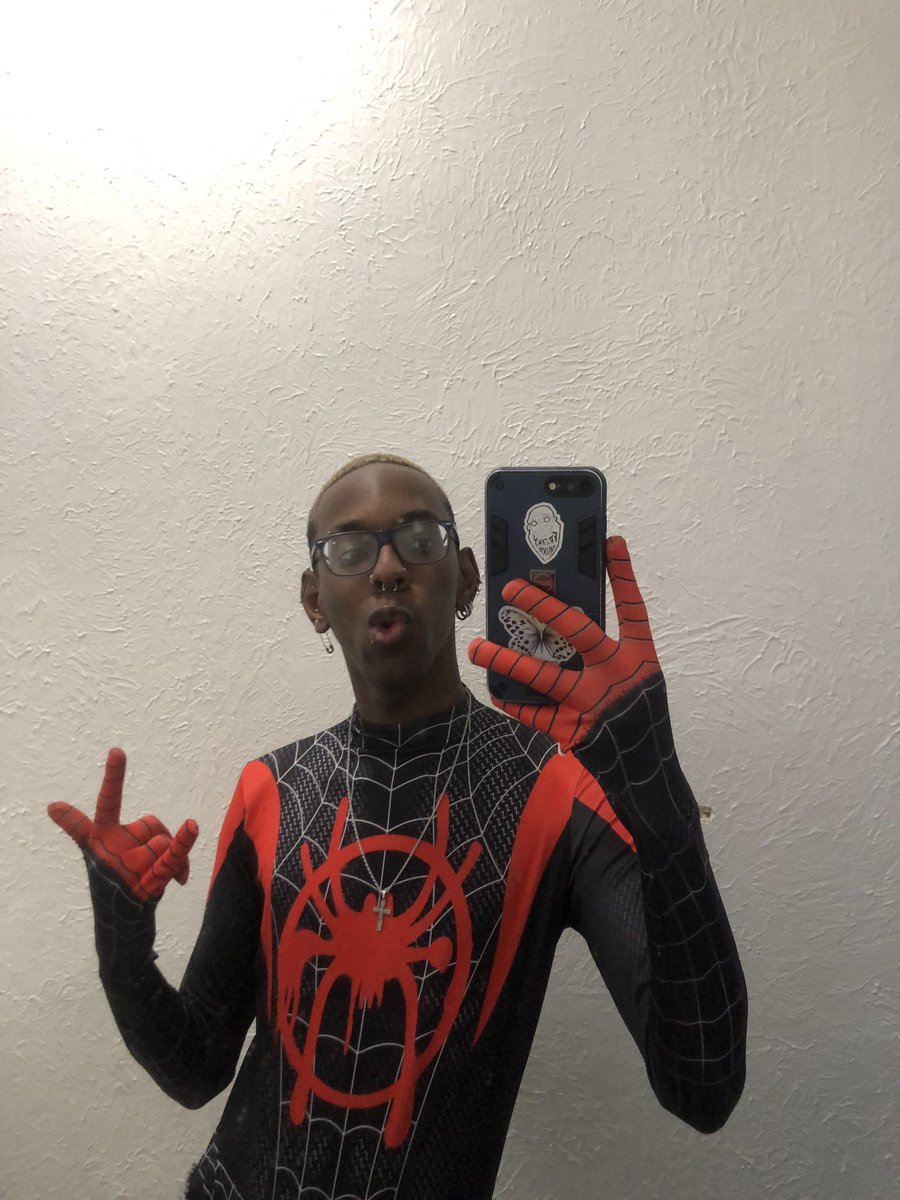 _bigusta's tweet photo. aquela lá do post malone e do swae lee 🕸️ https://t.co/wlA1hievQQ