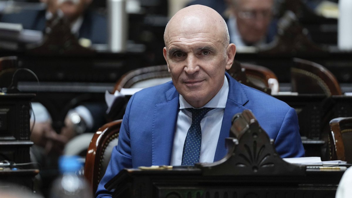 jlespert's tweet photo. #LeyBases 🏛️ | Les comparto los debates en Plenario de Comisiones, mis discursos, las transcripciones taquigráficas de las sesiones y las actas oficiales de votación (ordenadas por votos afirmativos, negativos, abstenciones y diputados ausentes) ⬇️

https://t.co/uwr142wdip https://t.co/iIT3qzwp8w