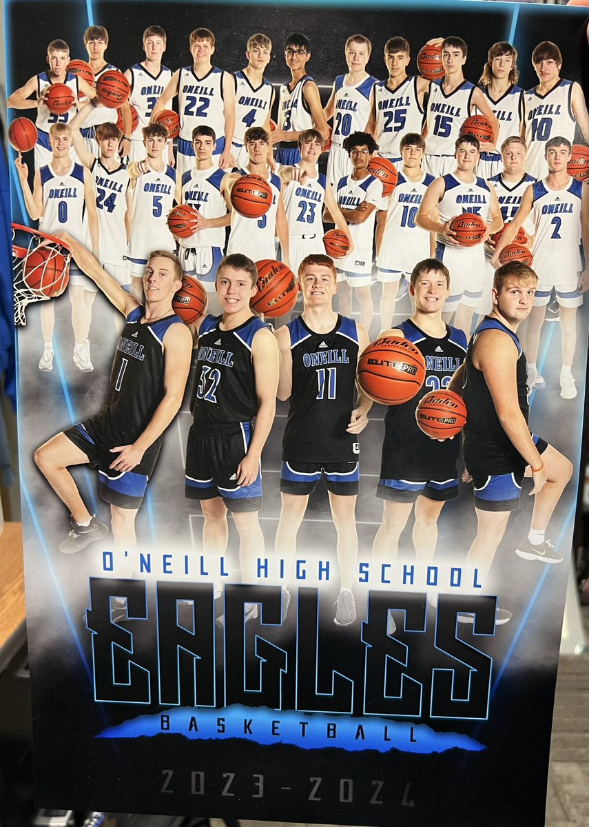 The first 50 elementary kids at tonight’s game get a free poster. Come root on the Eagles!