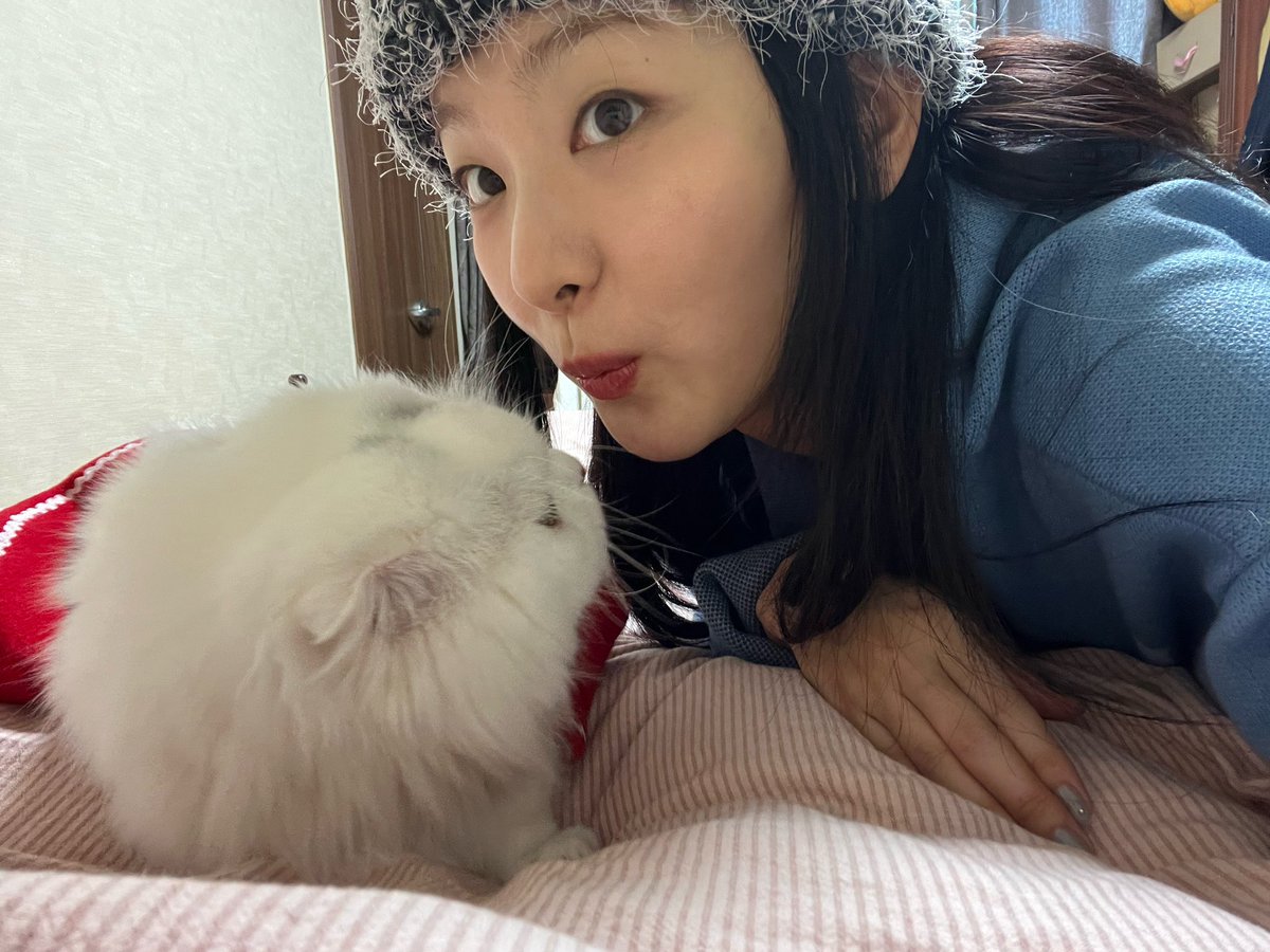 vel0uR3d's tweet photo. 슬기야 생일 축하해 세상 모든 행복이 오늘 하루 너에게 가길 사랑혀 https://t.co/nFmYS3jz9K