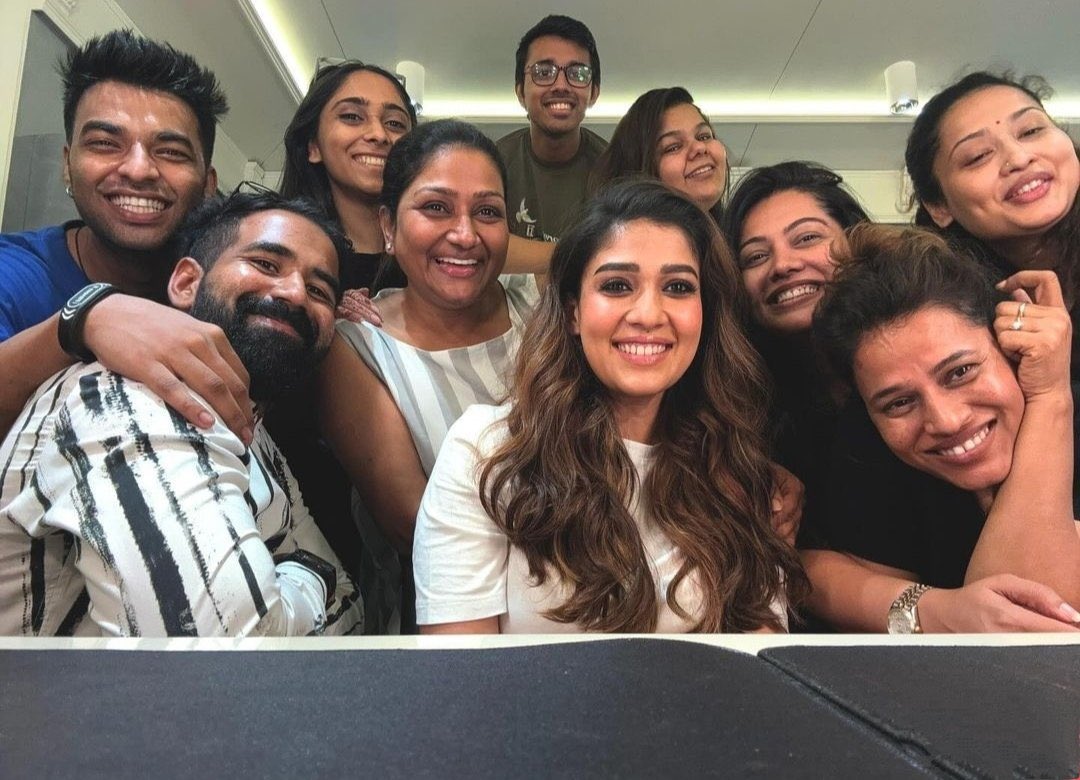 NayantharaU's tweet photo. Shoot Day📸🤳 https://t.co/nq4rvSY71n