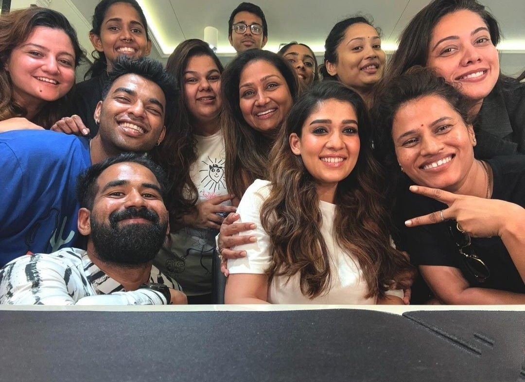 NayantharaU's tweet photo. Shoot Day📸🤳 https://t.co/nq4rvSY71n
