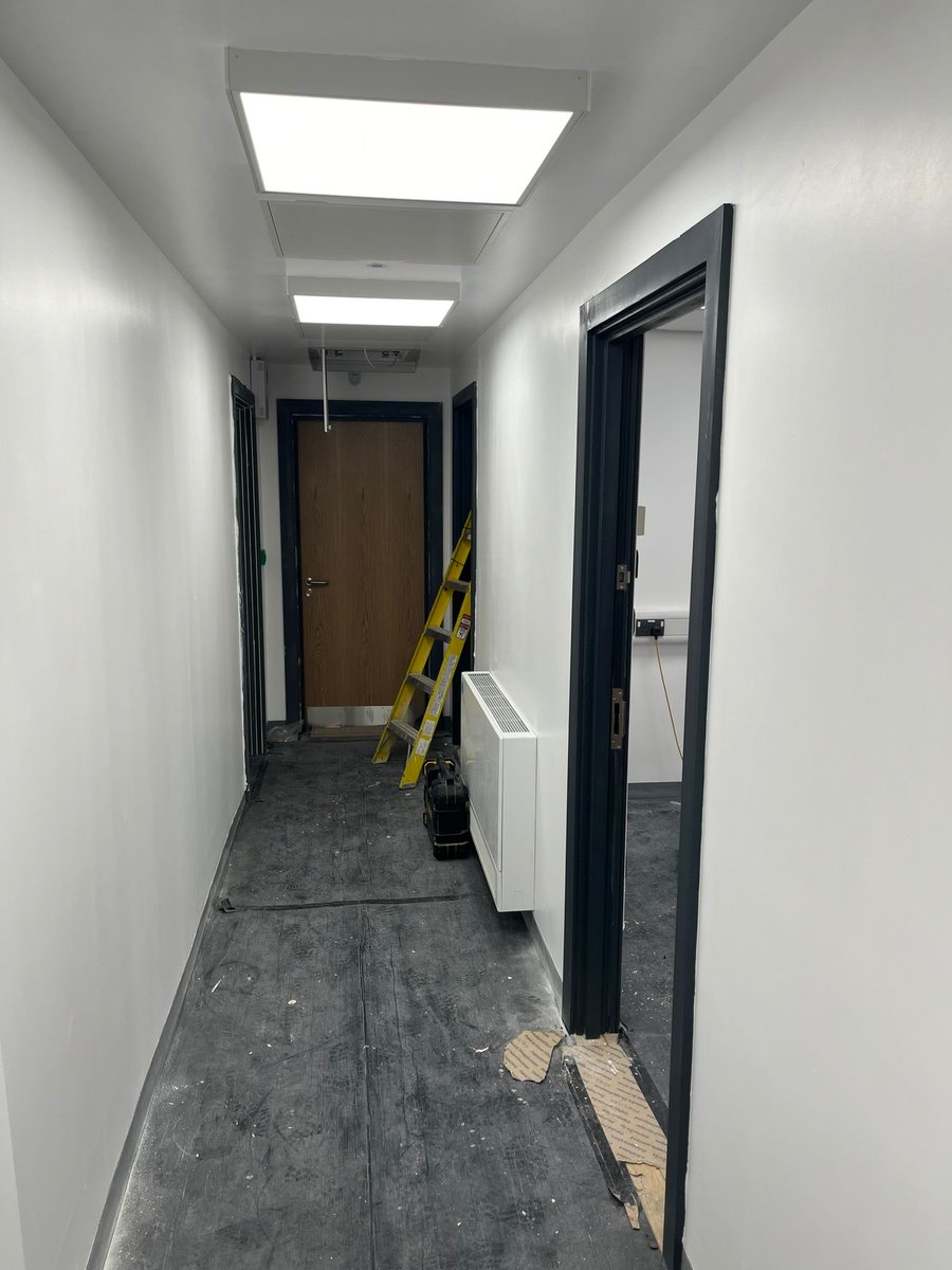 DTHPainting's tweet image. Works nearing completion at Newton Heath Health Centre in #Manchester ⁦@DTHPainting⁩ 07595520638 #painters #decorators #northwest