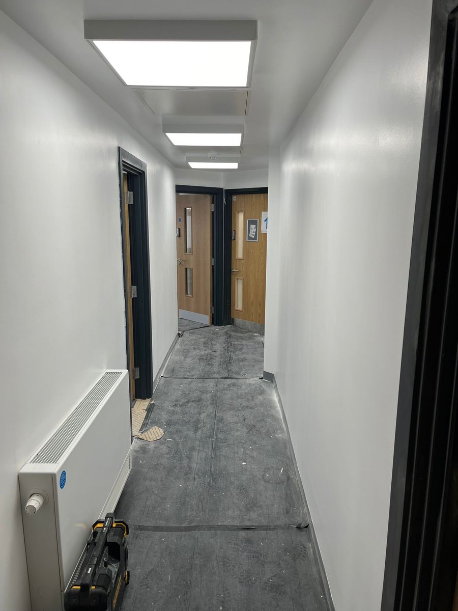 DTHPainting's tweet image. Works nearing completion at Newton Heath Health Centre in #Manchester ⁦@DTHPainting⁩ 07595520638 #painters #decorators #northwest