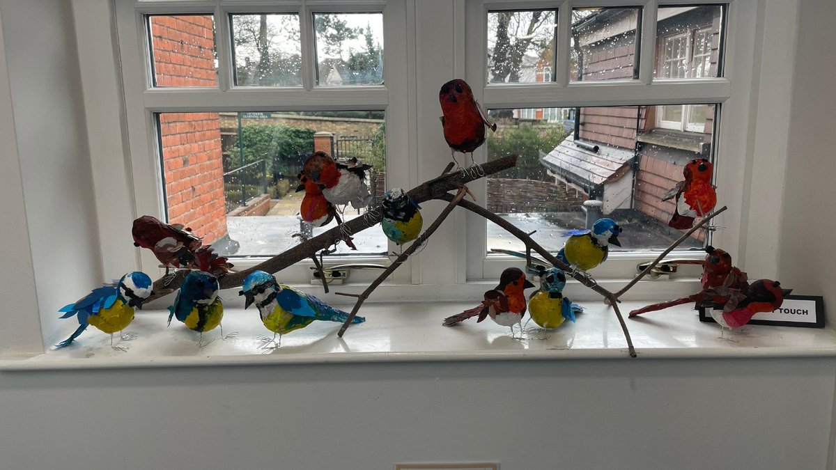 LyonsdownSchool's tweet photo. Congratulations to Arianna, Taliyaa, Toral, and Inaya J in Year 1 for creating these stunning 3D birds inspired by the artist Andrea Butler.
These beautiful paper mache masterpieces showcase the girls' talent and creativity.
Well done, girls!
#ArtistsOfTheWeek #AndreaButler https://t.co/kLnBpnJwLE