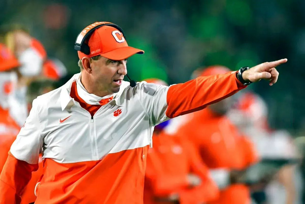 CoachingAdvice's tweet image. "I would rather lose trying to do it right than win knowing we didn’t." (Dabo Swinney)