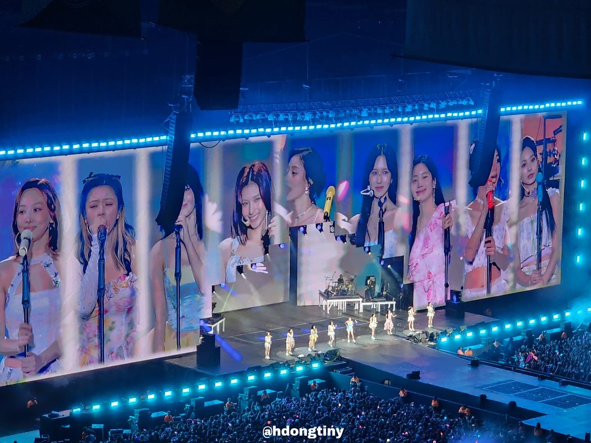 hdongtiny's tweet photo. ㅡ twice rtb em são paulo: day 2.

TWICE AT ALLIANZ PARK 
#READYTOBE_IN_SAOPAULO_D2
#TWICEinBrazil #TWICE_5TH_WORLD_TOUR https://t.co/wAwYmAcr8Q