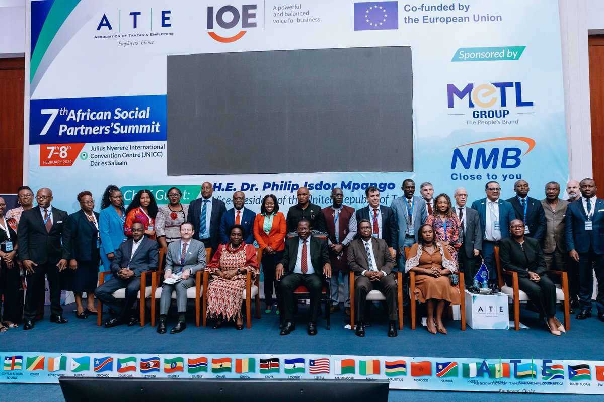 AYCommission's tweet image. The Executive Chairperson &amp;amp; Commissioner for Gender &amp;amp; Agriculture represented AYC at the 7th African Partners Social Summit in Dar es Salaam, a convened global and continental leaders meeting to review current progress on employment creation on the continent. #AYCInAction #IOE