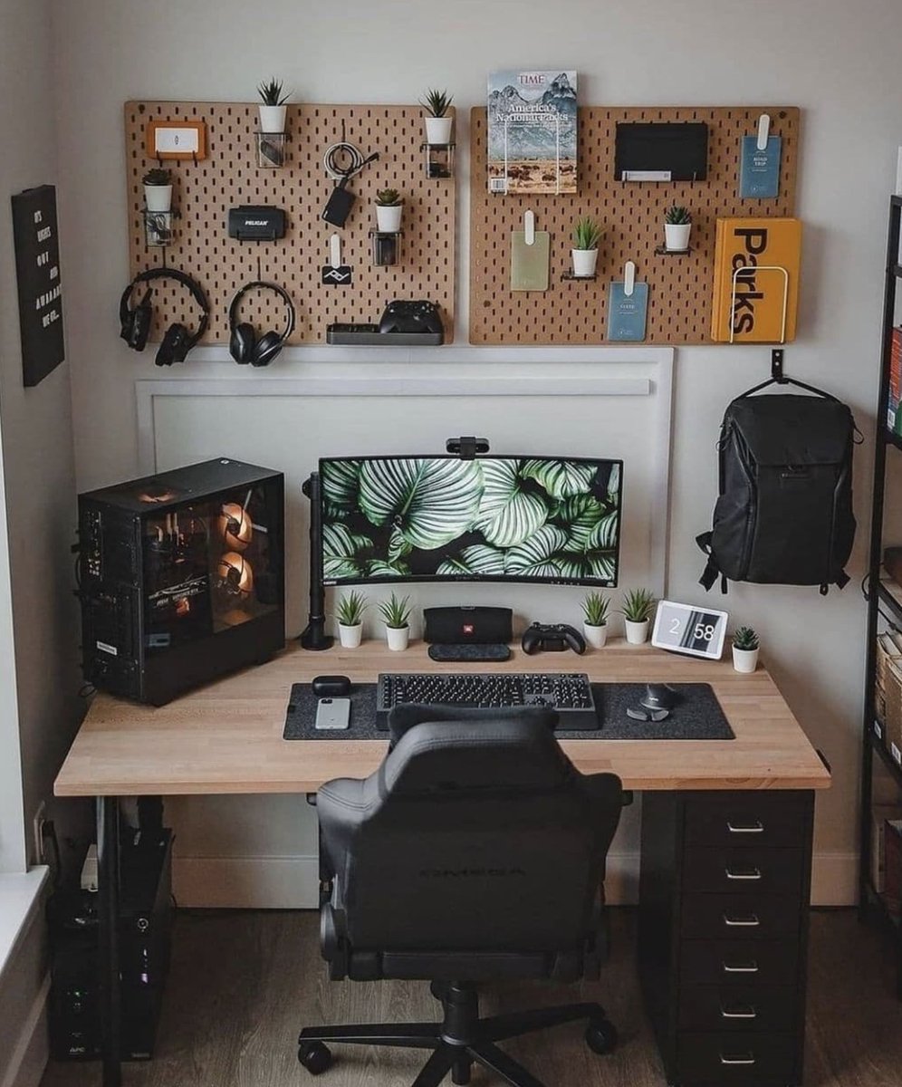 heyshrutimishra's tweet image. The Internet is beautiful.

I have tested 1000&apos;s of the coolest websites that no one knows about.

Here&apos;s a list of my 10 best picks:

10/10 would bookmark🔖