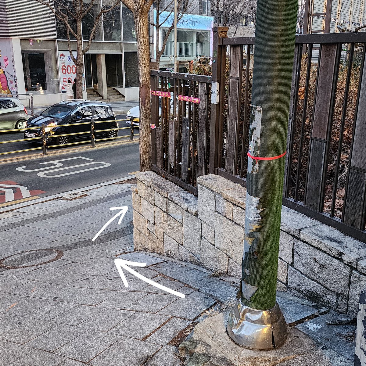 nuntteojo's tweet photo. ✿ 화원 잔치가 어느새 코앞으로 다가왔소. 모두가 잘 즐길 수 있는 잔치가 되면 좋겠구려. 혹여 먼저 와서 대기할 분들은 본 사진과 같이 서주면 감사하겠소. https://t.co/7CYhh4gJvE