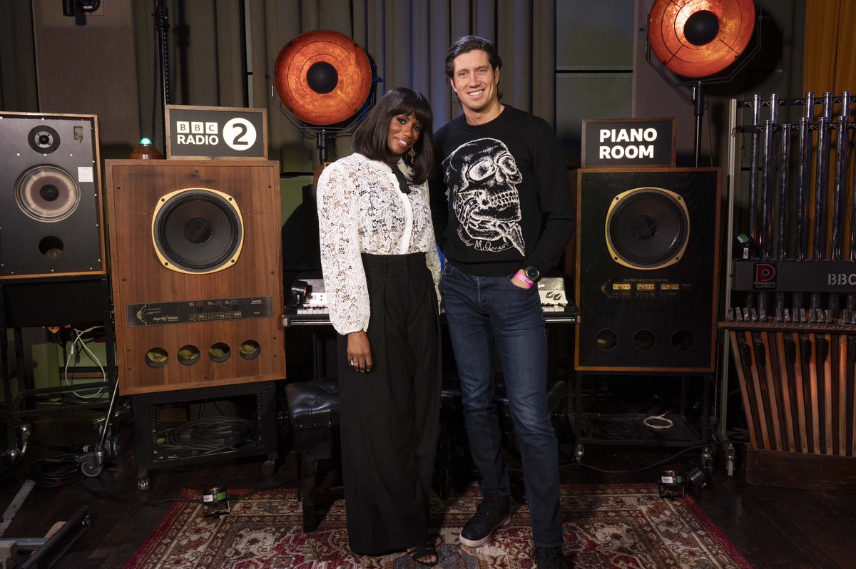 Massive Management tweet media