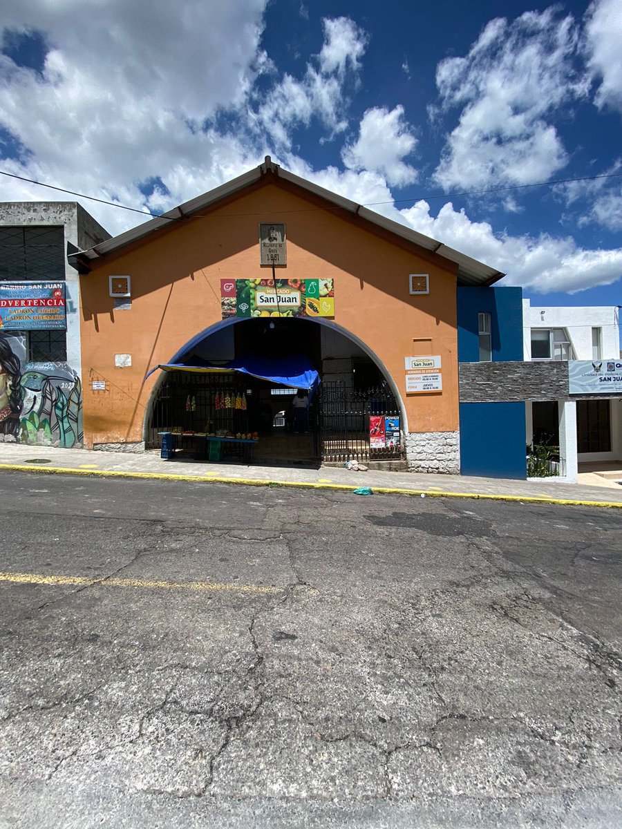 QuitoComercio's tweet photo. ✅#QuitoProductivo | Realizamos inspección de los mercados: La Floresta, Vicentina, San Juan y Toctiuco, para el correcto uso de los espacios y constatar las necesidades de cada uno de los centros de comercio. Trabajamos para transformar el comercio en beneficio de la gente.🫶🏼 https://t.co/VzrrP3diHs