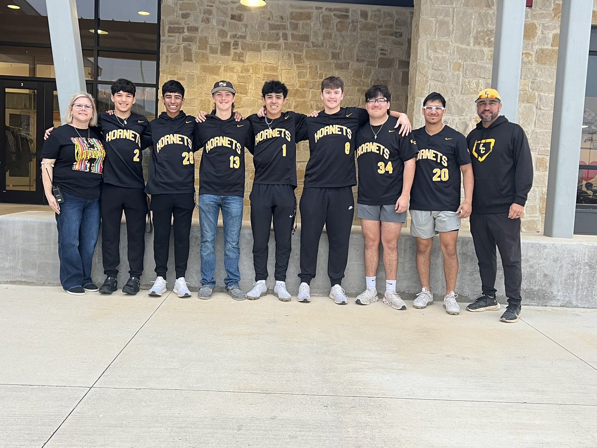 From BP and Fungo last night to opening car doors this morning <a href="/TraditionTitans/">Tradition Elementary</a> 
It’s a Great Day to be A Hornet 🐝 ⚾️
<a href="/ArriolaSuzette/">Suzette Arriola</a> <a href="/_ECAthletics/">ECHS Hornet Athletics</a> <a href="/ECISDtweets/">East Central ISD</a> <a href="/booster_ec/">EC ATHLETIC BOOSTER CLUB</a>