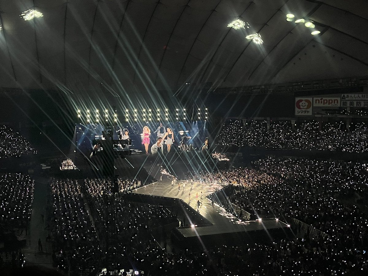 airherohiro's tweet photo. Awesome moment🥰
最高すぎた。

#TaylorSwift 
#taylor 
#TaylorSwiftErasTour 
#tokyo https://t.co/A9azzVye6U