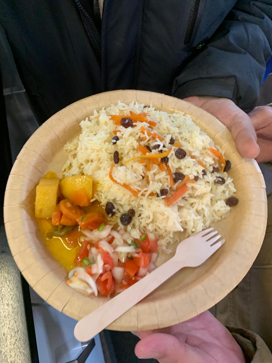 stfcov's tweet image. Last Friday we were treated to a beautiful Afghan rice meal (which was so tasty!) cooked by the amazing students on our Skills for Life course. They are cooking for us again today, we will post pictures of todays food later but for now here is last weeks meal.