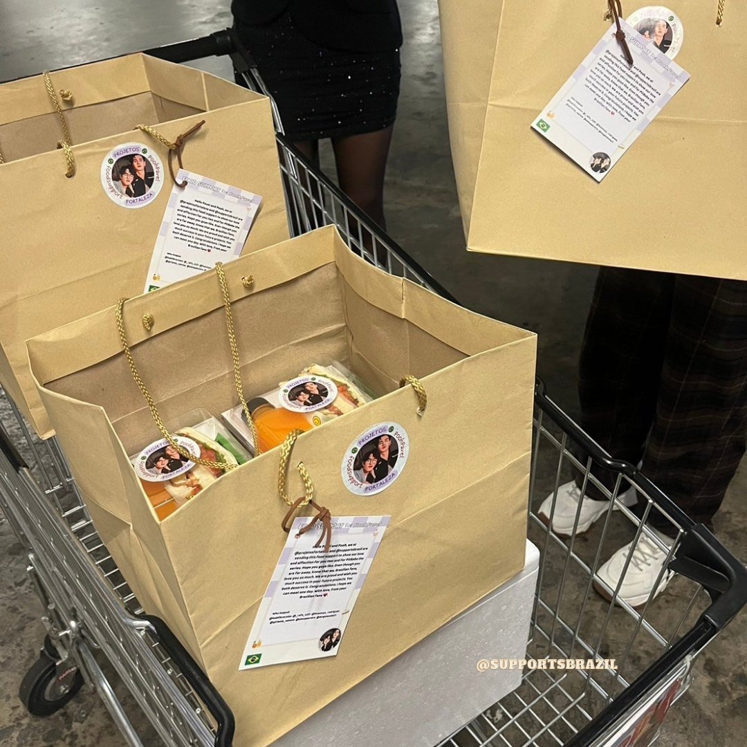 AnniewithannE's tweet photo. Congratulations for PITBABE The Series Final Ep. We are very proud.
Sending some love in the form of food to the #poohpavel Even far away, know that we love you. From your Brazilian fans. ❤🇧🇷🐶🐈 Thanks @PoohPavel_TH
@PoohPavelBR @BBD_PROJECTS for the support. #PitBabeTheSeries https://t.co/TSmjXJBAOW