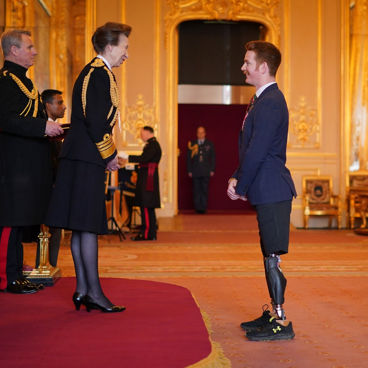 RoyalFamily's tweet photo. 🎖️ This week The Prince of Wales and The Princess Royal hosted Investiture Ceremonies at Windsor Castle – congratulations to all those who received their Honours!

Find out more: https://t.co/eKf2LU66MQ