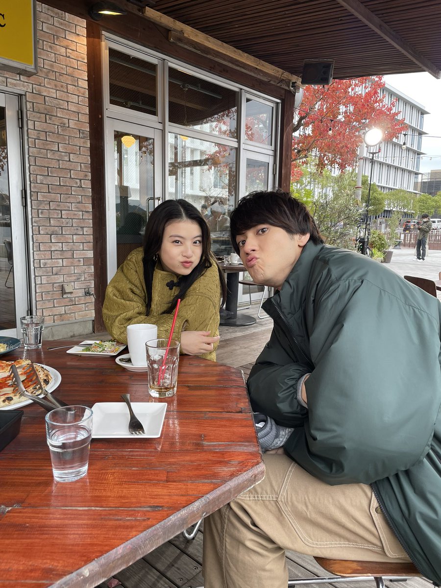 ＼ 月9 #君ここ オフショット ／
 🌦 - - - - - - - - - - - - - - - 🌦

兄・太陽(#山田裕貴 )のまねをする
春陽(#出口夏希 )🤭

❨ #TVer で1〜3＆5話無料配信 ❩
※5話の配信期間は1週間です！
tver.jp/episodes/epu1g…

#君が心をくれたから
第6話「声の手ざわり」
2月12日(月)よる9時放送 ☾.*·̩͙