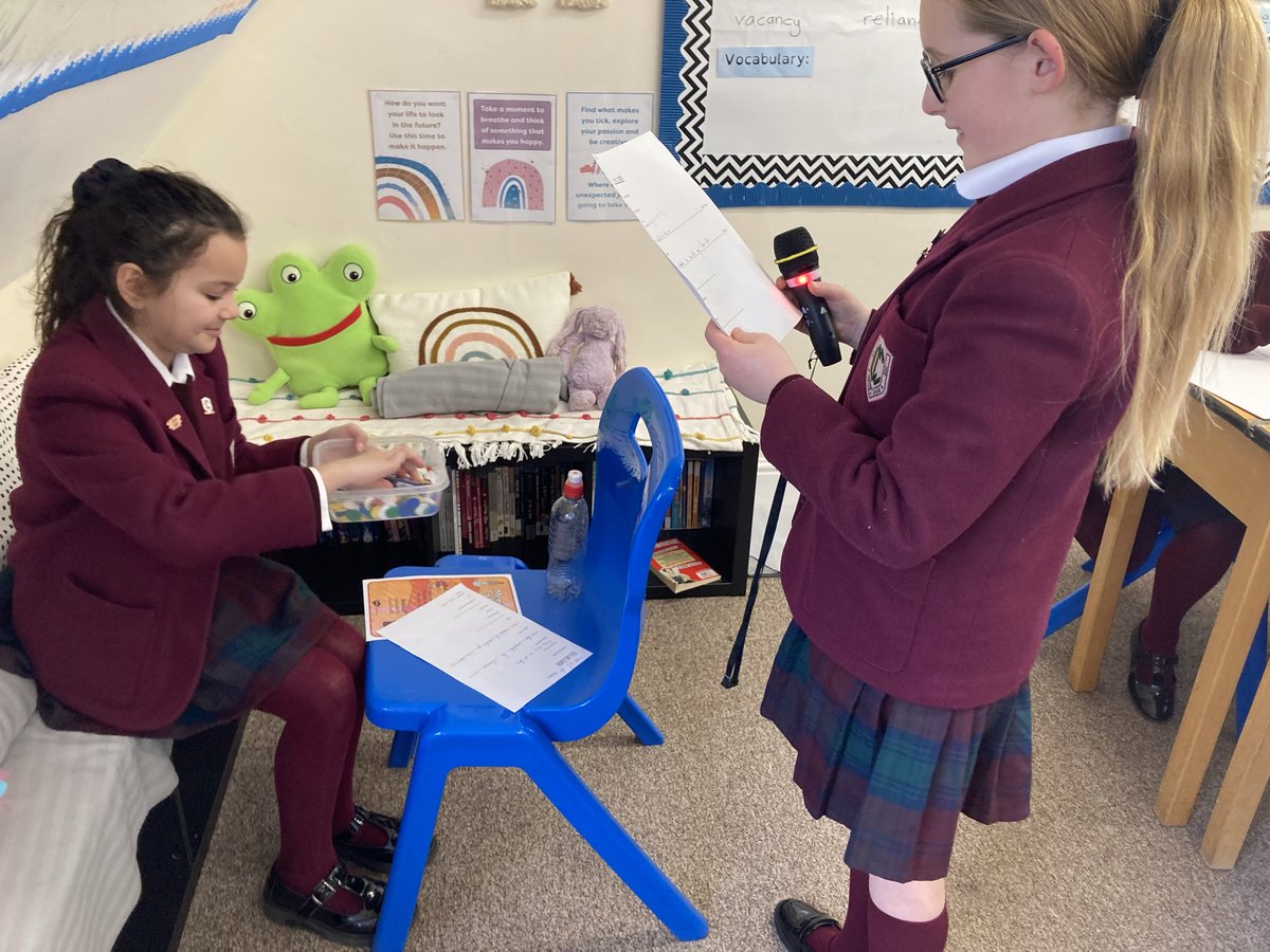 In #CCJuniorMfl this week, #CCYear5 had fun presenting their café role plays. There were some rather demanding café customers, but the waiting staff kept their cool and carried on! #CCCommunicators