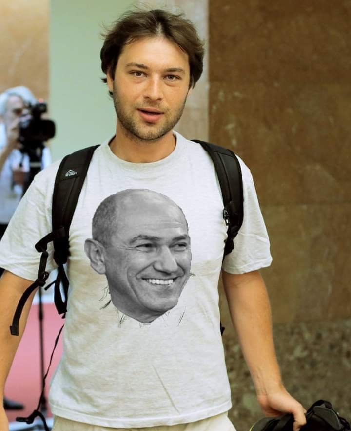 BojanRems's tweet photo. @primitivni_sket https://t.co/uPfOtIKl8B
