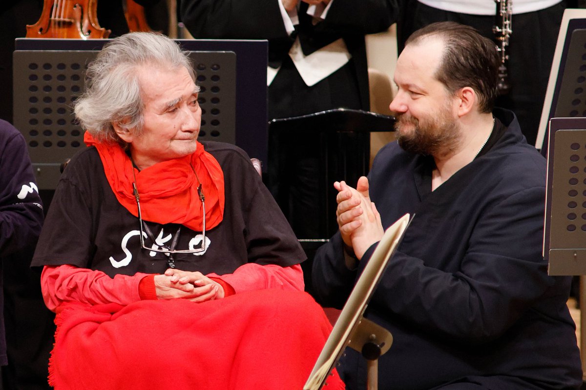 Seiji Ozawa was one of the warmest, kindest, and most generous people I have ever had the privilege of meeting. 

He was a great friend, a brilliant role model, and an exemplary musician and leader. He has been an inspiration to me all my life and I will miss him dearly.