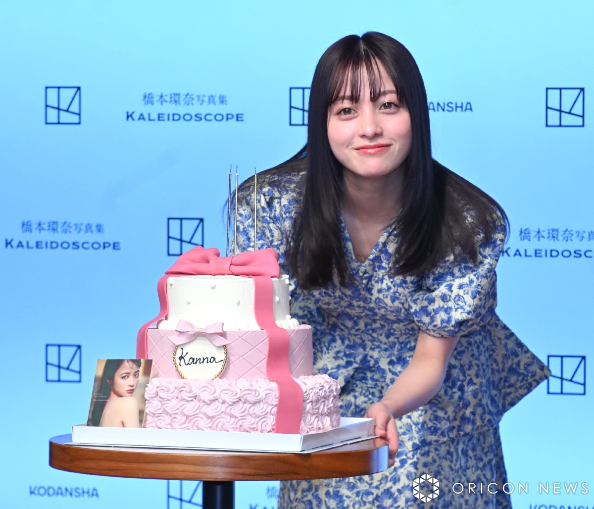 橋本環奈 さん衣装】 🆕2/9 #カレイドスコープ 会見/ « 発売記念会見