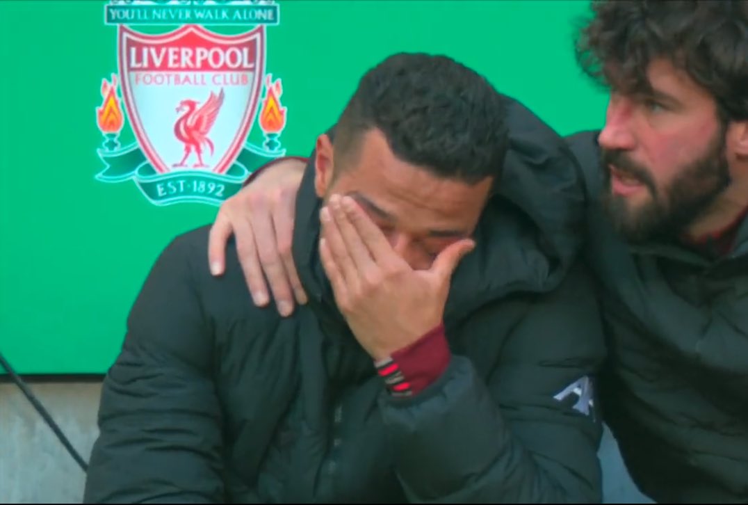 Jaylenmabonga's tweet photo. Thiago Alcantara!
End of an era😢 All the best legend
Injuries ruin World class players 🤦🏾‍♂️ https://t.co/JHhOBIP36z