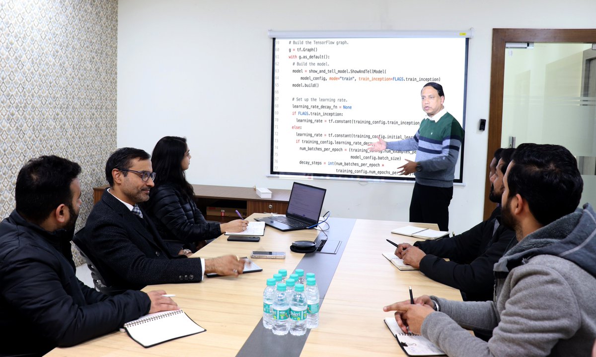 Sarvjeet29's tweet photo. Diving deep into the AI wave at @ShoonyaApp 💡 

Team learning sessions help us unlock the vast potential of AI, sparking enthusiasm. This collective approach is fast-tracking our understanding and implementation of use cases on our products.

#AI #Learning https://t.co/4KlPufGYpp