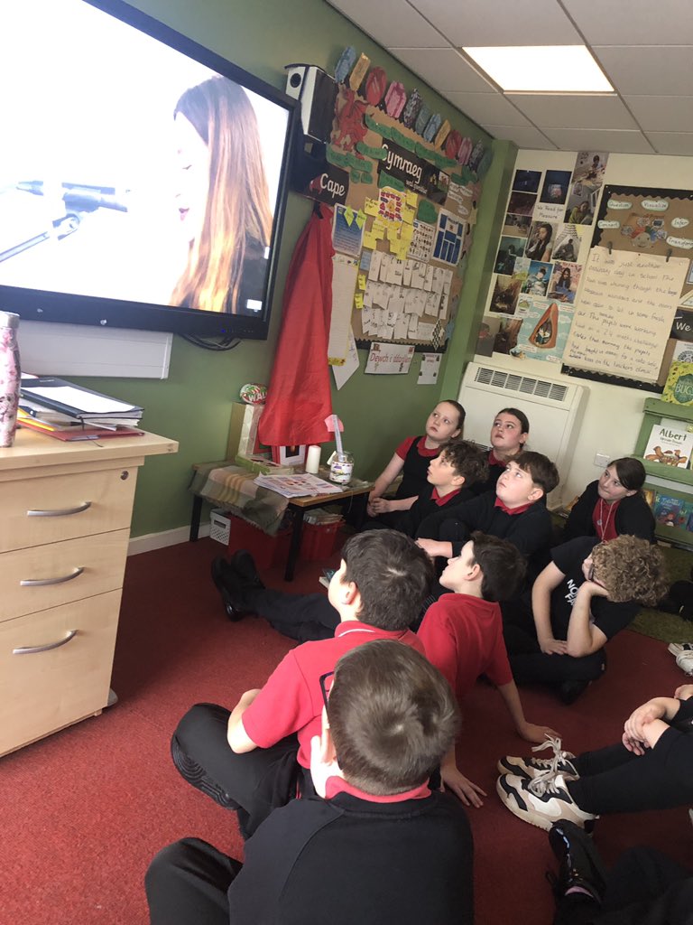 <a href="/MaesYMynydd/">Ysgol Maes Y Mynydd</a> Crib Coch have been listening and giving feedback on Welsh ‘miwsig’ today! Our favourite was Tara Bandito with her song ‘Blerr’ 🏴󠁧󠁢󠁷󠁬󠁳󠁿