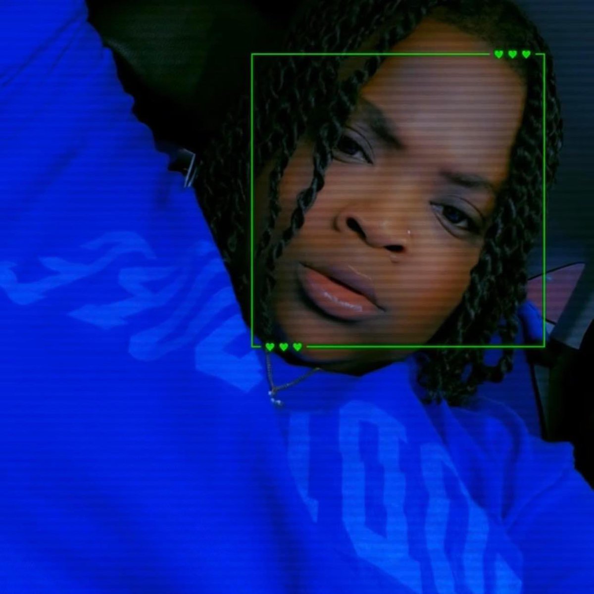 Rollitupk's tweet photo. Yeah ok big booty gremlin. Bitch look like ice cube. Taco Bell burrito ass shoes with them hand me up ass pants. I don’t like yo nostrils and yo top lip thin asf. You look undone and over cooked at the same time. Chicken drum thigh ass https://t.co/Zr3f9PaHvp