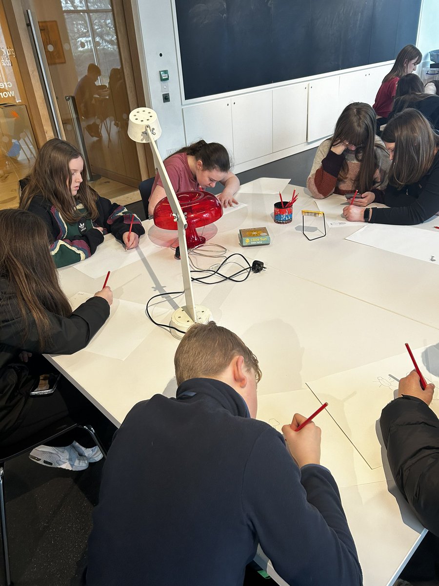DTBedwasHigh's tweet photo. Pupils undergoing a design workshop creating their own light designs! @DesignMuseum https://t.co/DFtjv7pqTc