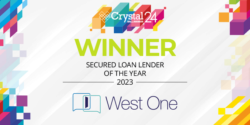 westoneloans's tweet photo. 🎉 Celebrating last night's West One's win on the @CrystalS_F  Awards! We're excited to announce that we've won the prestigious award of Secured Loan Lender of the Year, once again!

A huge shoutout to the team, the intermediary partners, and everyone who supports West One, we won this award together! 🍾

#WestOneLoans #AwardWinner #FridayVibes #CB24