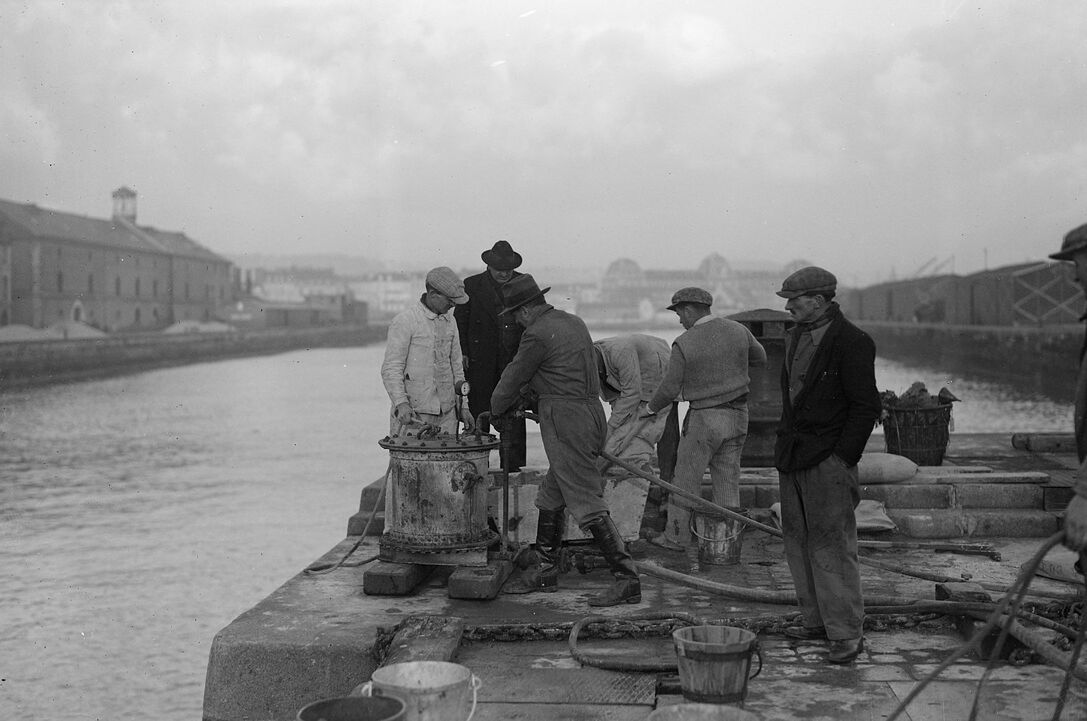 Les bibliothèques numériques du Havre <a href="/LHBiblio/">LH Biblio 📚</a> et de Rouen vous invitent à parcourir les bords de Seine, de Paris à Rouen puis de Rouen au Havre grâce à une carte interactive et à la géolocalisation des documents numérisés de leurs collections.🗺️
c.bnf.fr/Txl