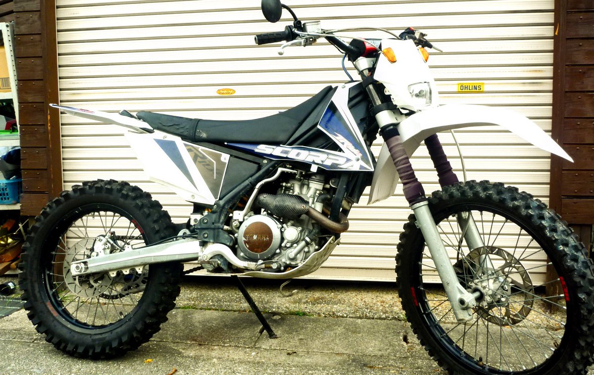 hashimotobike's tweet photo. 反則バイクって仲間外れにされた。トラ車ベースで車重90キロだから確かに反則
 #愛車に言われた悪口
#TRIDE https://t.co/n4tABjLzxT